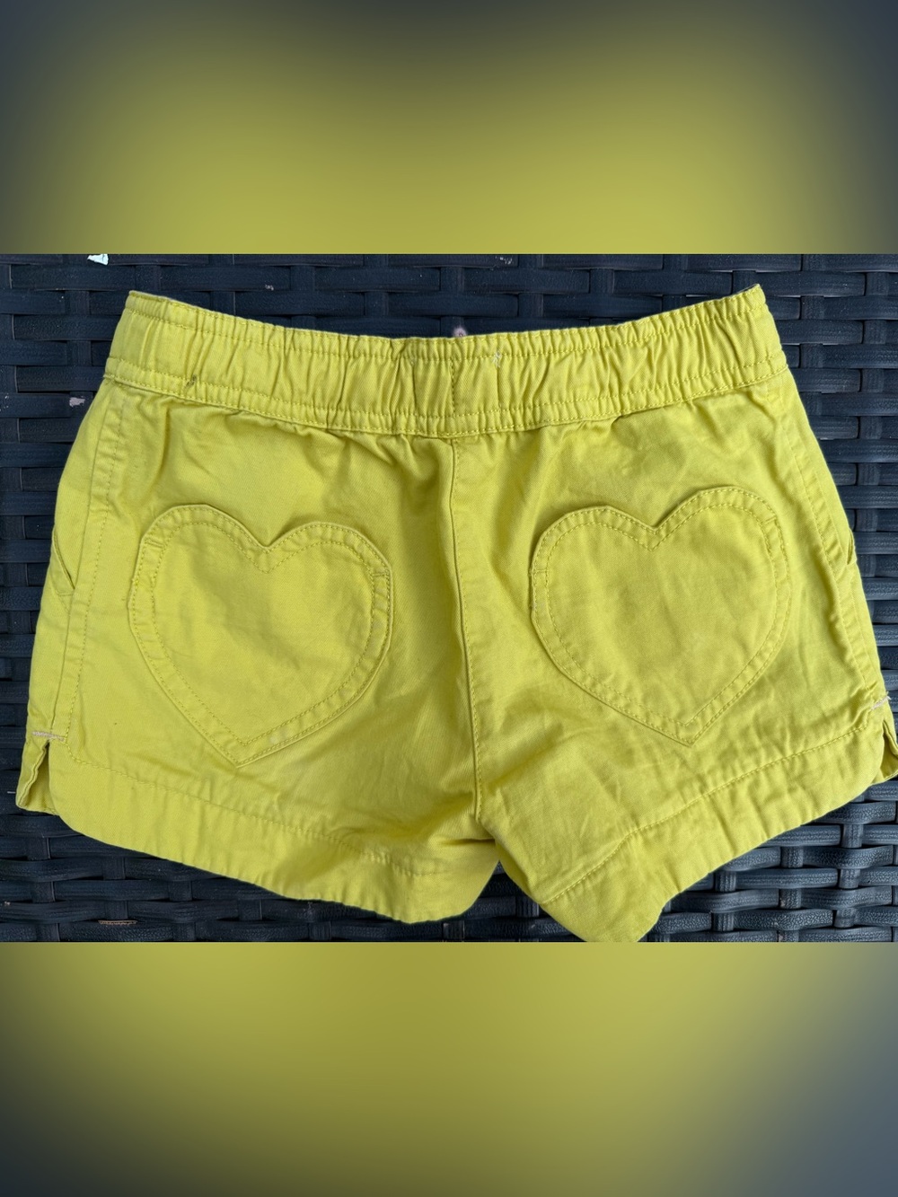 Mini Boden Heart Pocket Shorts | Yellow | Girls Size 5